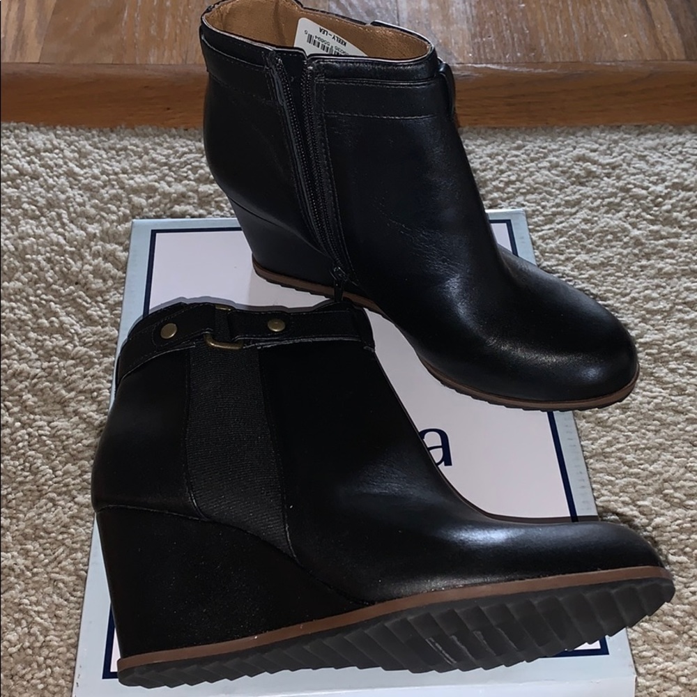 Susina wedge boots